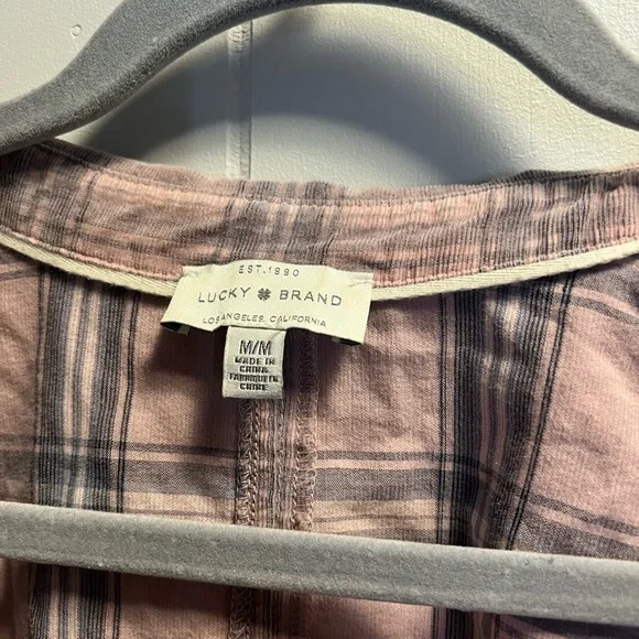 Lucky Brand flannel size medium - Picture 4 of 4